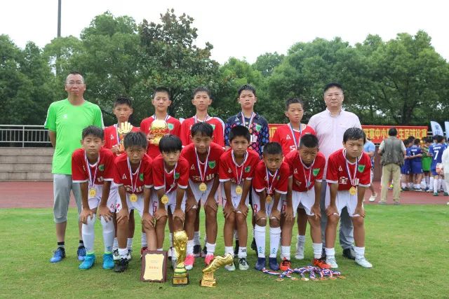 阿达尼：赖因德斯可以成为莫德里奇的接班人